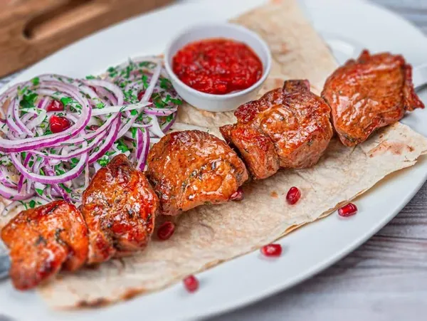 Шашлык из свиной шеи — доставка по Москве, ВСТРЕЧА ШАШЛЫКИ